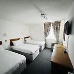 Ox 3* Carlisle (Cumbria)