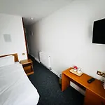 Ox Hotel 3*