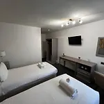 Hotel Ox 3*