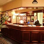 Ox Hotel